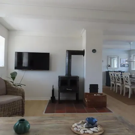 Feriehus Ilkka - 220m From The Sea By Interhome *